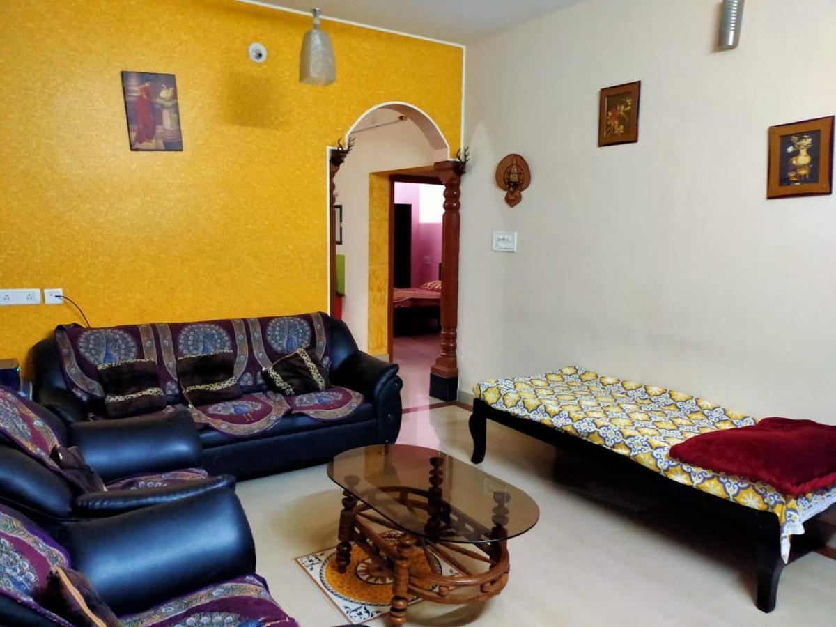 Maanyatha Home Stay Manipal Extérieur photo