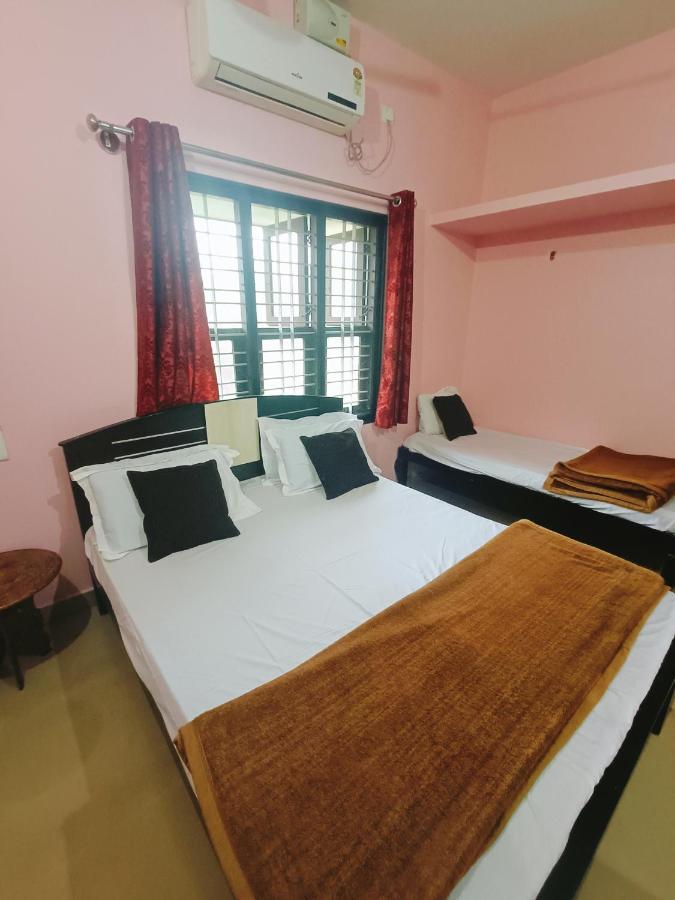 Maanyatha Home Stay Manipal Extérieur photo