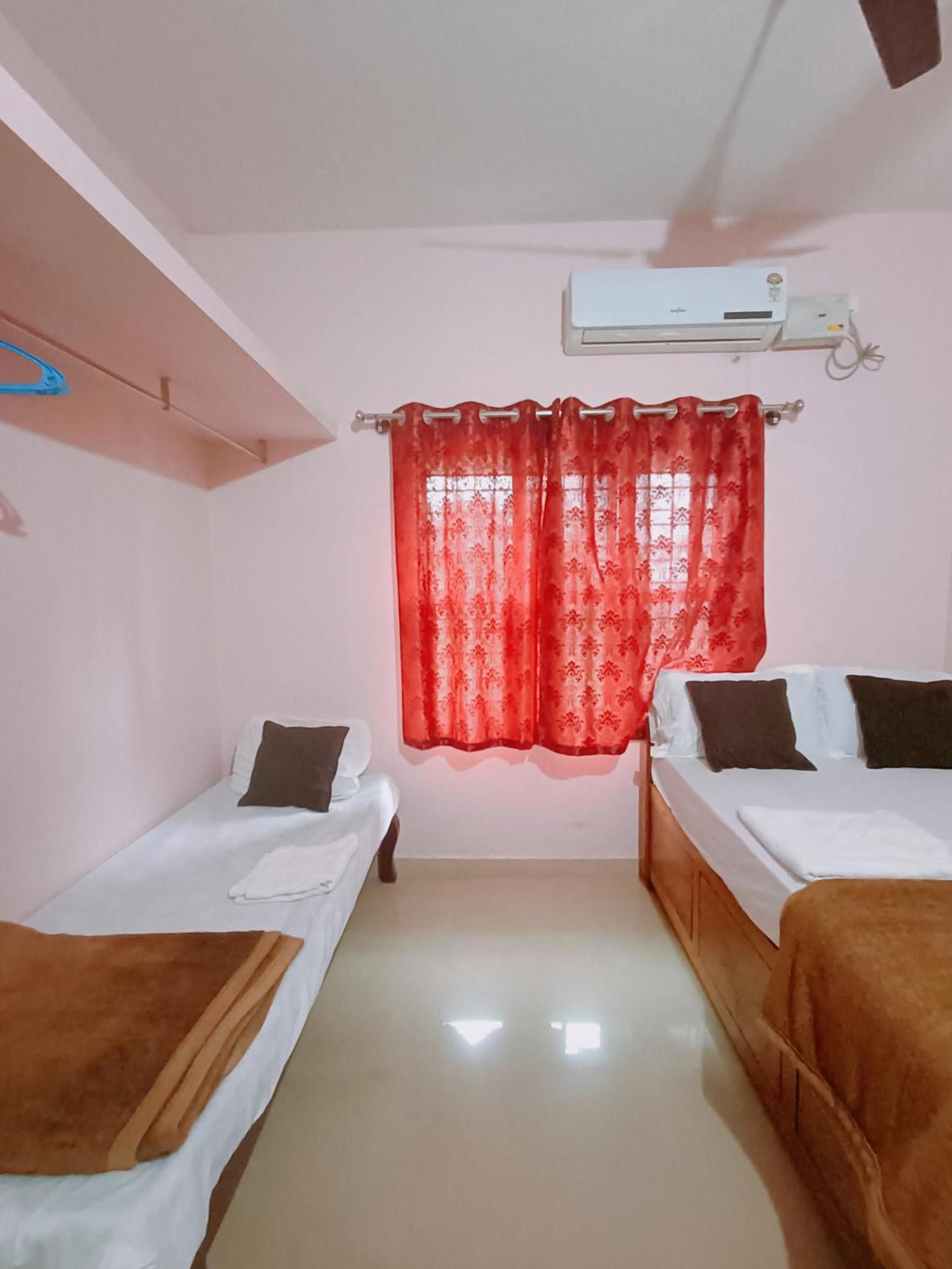 Maanyatha Home Stay Manipal Chambre photo