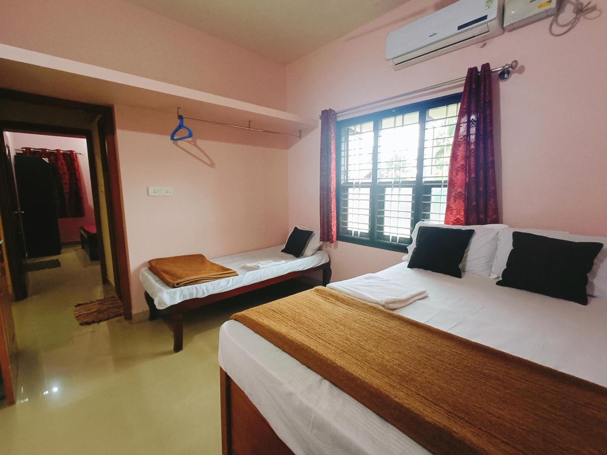 Maanyatha Home Stay Manipal Chambre photo