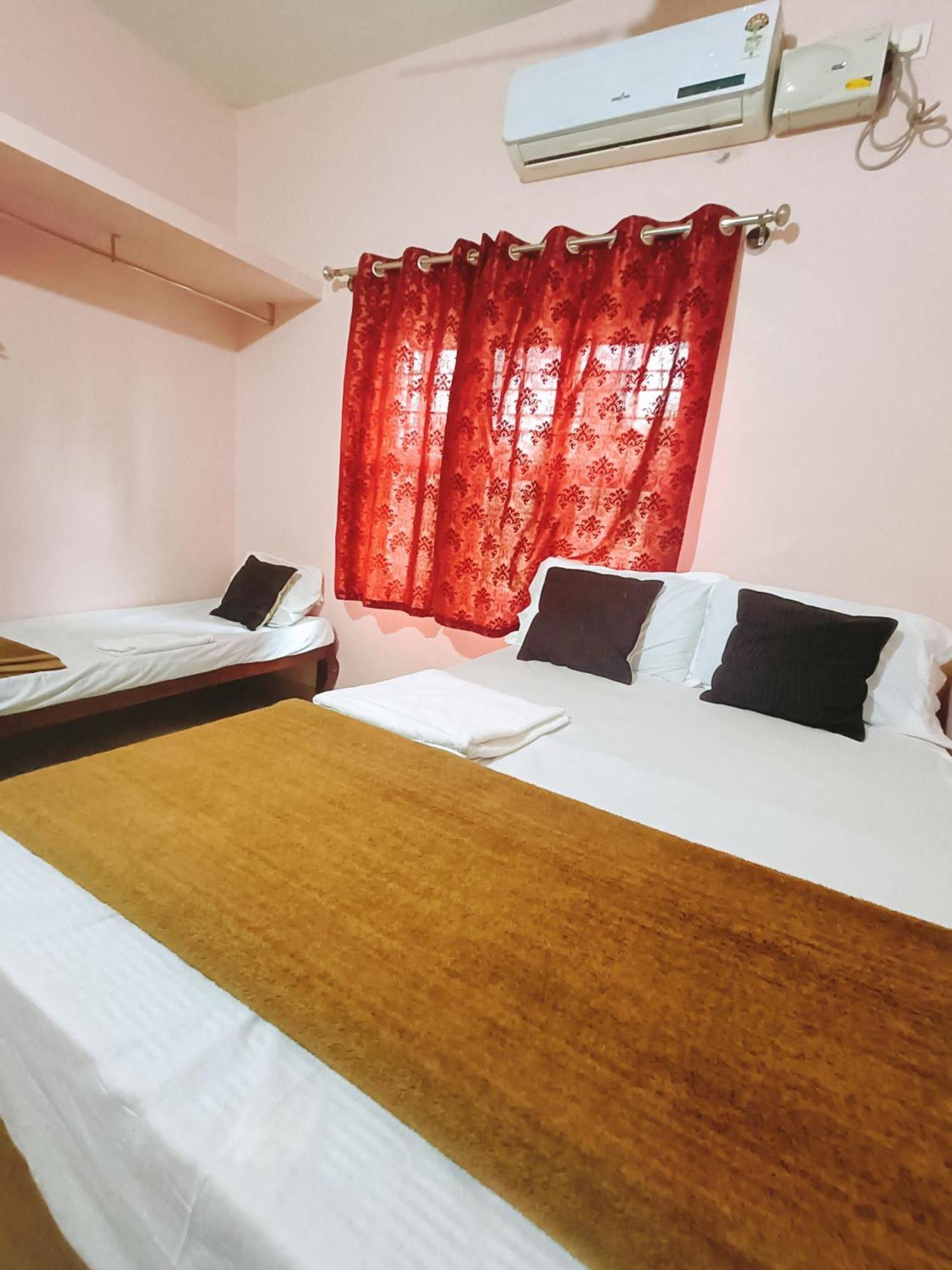 Maanyatha Home Stay Manipal Chambre photo
